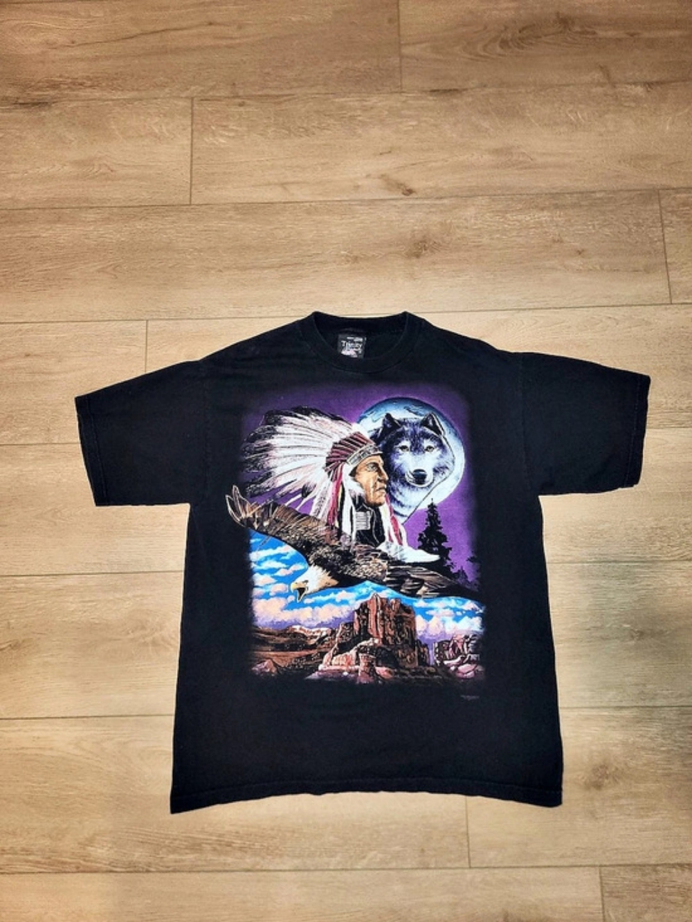Vintage Y2K Native American and Wolf Graphic T-shirt Men's Size XL Made in USA